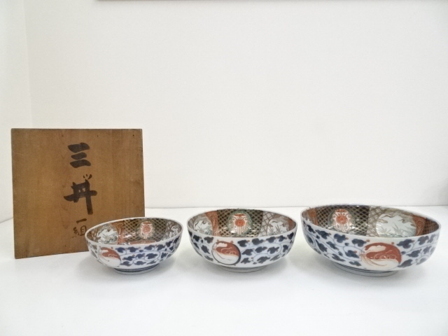 JAPANESE PORCELAIN / BOWL SET OF 3 / IMARI WARE / MEIJI ERA